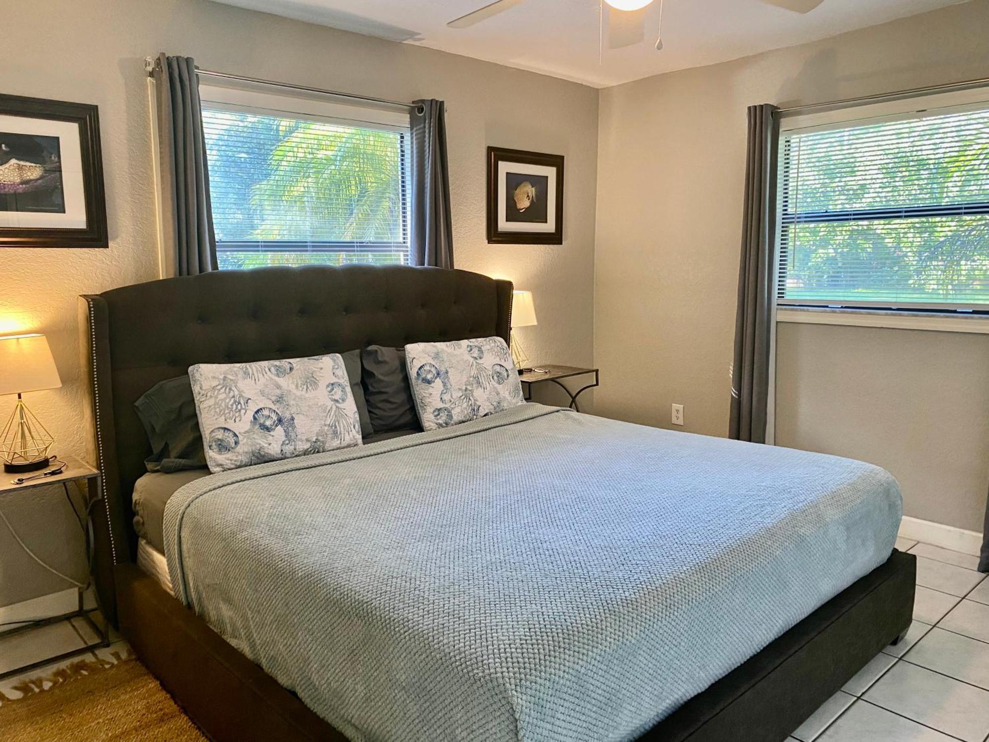 Sunshine Acre 2B 2B King Master Suite, Big Yard ดาวี ภายนอก รูปภาพ